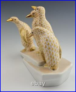 HEREND Excellent Penguins on Ice Butterscotch Fishnet Figurine
