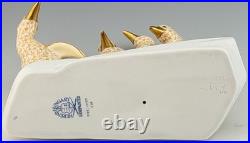 HEREND Excellent Penguins on Ice Butterscotch Fishnet Figurine