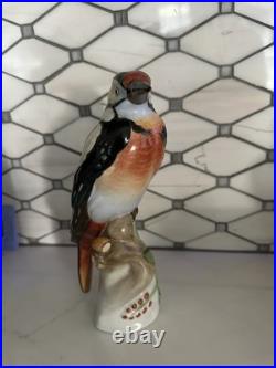 HEREND Large Woodpecker / Bird Porcelain Figurine Retired