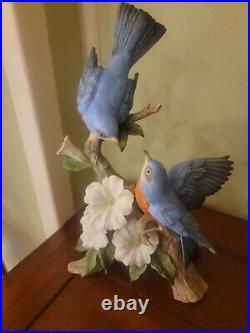 HOMCO Masterpiece, porcelain bird figurine, Springtime Song Bluebirds