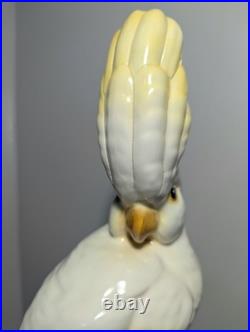 Handmade cockatoo Porcelain Sculpture Signed, late 20th century style