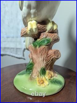 Handmade cockatoo Porcelain Sculpture Signed, late 20th century style