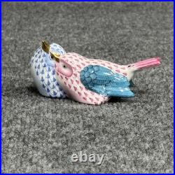 Herend Hungary Fishnet Lovebirds Porcelain Figurine 5059 Handpainted Blue Pink