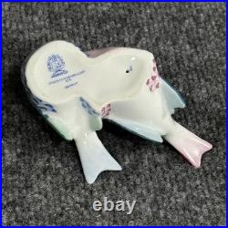 Herend Hungary Fishnet Lovebirds Porcelain Figurine 5059 Handpainted Blue Pink