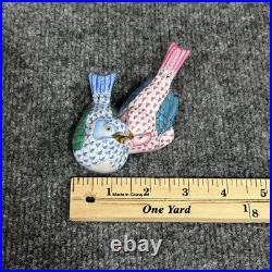 Herend Hungary Fishnet Lovebirds Porcelain Figurine 5059 Handpainted Blue Pink