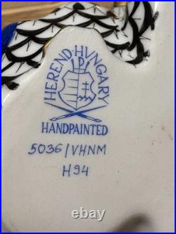 Herend Hungary Pair of Ducks 5036 Fishnet Pattern/Hand-Painted/24k Gold Accent