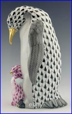 Herend Penguin with Baby Black & Rasp Fishnet Bird Figurine ($830 Retail)(MINT?)