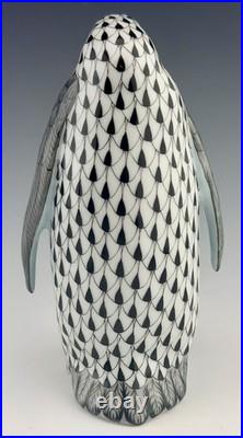 Herend Penguin with Baby Black & Rasp Fishnet Bird Figurine ($830 Retail)(MINT?)