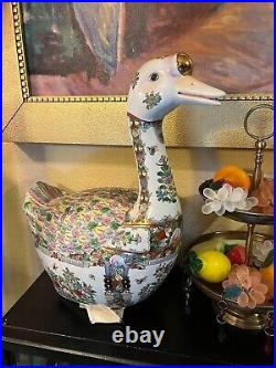 Huge Chinese Famille Rose Canton Geese Pair of 2 Porcelain Statues Read Descr