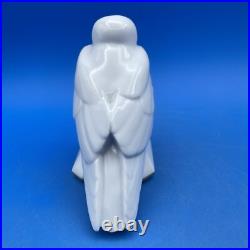 Hutschenreuther Germany Porcelain Figurine Of A Bird, Early Hallmark