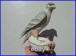 Italy Porcelain HP Falcon Bird on Tasseled Pillow Figure 7 1/2 Excellent