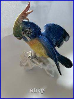 Karl Ens Cockatoo Parrot Figurine 8.5 inch tall beautiful Blue/YellowithGreen
