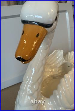 Large 21 x 17 Vtg White Ceramic Swan Planter Hollywood Regency Artisan Read
