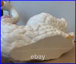 Large 21 x 17 Vtg White Ceramic Swan Planter Hollywood Regency Artisan Read