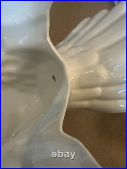 Large 21 x 17 Vtg White Ceramic Swan Planter Hollywood Regency Artisan Read