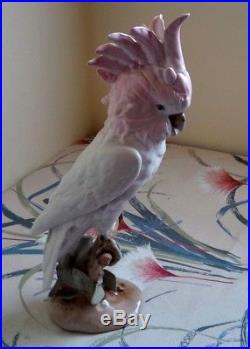 Large White Pink Tone Royal Dux Porcelain Cockatoo Parrot Macaw Figurine Statue