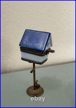 Limoges Blue Bird House On Stand Trinket Box Peint Main A. B