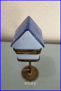 Limoges Blue Bird House On Stand Trinket Box Peint Main A. B