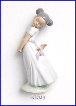 Lladro Black Legacy Collection Pretty Bird #01008131 Mint Figurine Retired