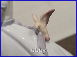 Lladro Black Legacy Collection Pretty Bird #01008131 Mint Figurine Retired