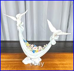 Lladró Porcelain Hand-Painted Bird Figurine Floral Base Glossy 1988 #5319