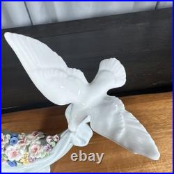 Lladró Porcelain Hand-Painted Bird Figurine Floral Base Glossy 1988 #5319