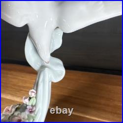 Lladró Porcelain Hand-Painted Bird Figurine Floral Base Glossy 1988 #5319