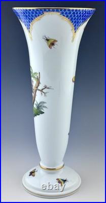 MINT HEREND Rothschild Bird Blue Border 9 Vase Motif #2