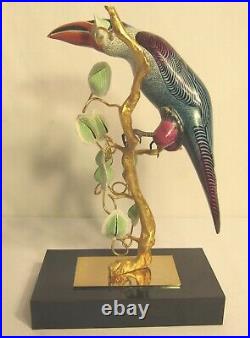 Mangani Oggetti Italian Porcelain Exotic Sculpture Bird Gilt Feet Statue, Goebel