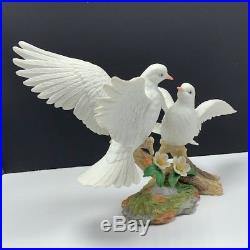 Maruri Doves statue 1990 wings of love sculpture figurine porcelain D-9023 box
