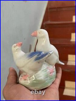 Old Vintage Handmade Porcelain Pigeon's Bird Pair Statue Figurine Collectible