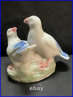 Old Vintage Handmade Porcelain Pigeon's Bird Pair Statue Figurine Collectible