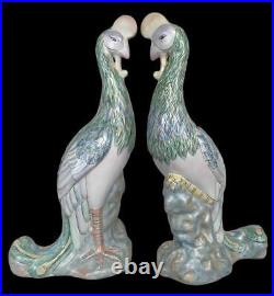 Pair 17 Chinoiserie Palm Beach Regency Chinese Phoenix Porcelain Birds Statues