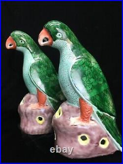 Pair Chinese Export famille verte Porcelain pottery Parrots birds figures green