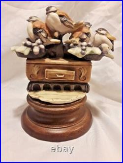 R PENNATI Capodimonte 1982 FLORENCE 4 Sparrow Birds Sculpture on Wood Pedestal