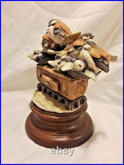 R PENNATI Capodimonte 1982 FLORENCE 4 Sparrow Birds Sculpture on Wood Pedestal