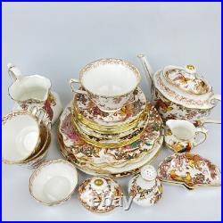 Royal Crown Derby 26 PIECES SET Olde Avesbury England Bone China Plates Mugs Tea