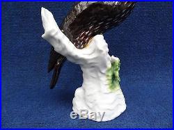 Starling Samson porcelain Bird statue of a Starling Sturnus Vulgaris