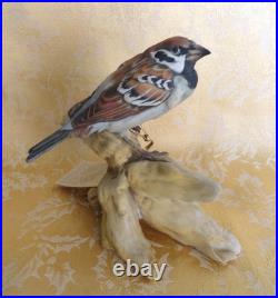Tay Italy Fine Porcelain Swamp-sparrow Figurine