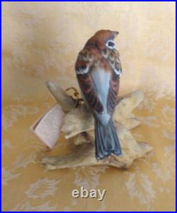 Tay Italy Fine Porcelain Swamp-sparrow Figurine