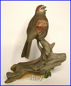 VTG 1963 Boehm Porcelain Bird Figurine Tree Sparrow 468 F USA VGC Statue