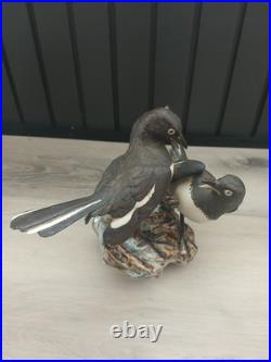 Vintage 1970's Chinese Shiwan Porcelain Magpie Birds on Rock Figurine