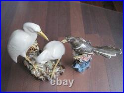 Vintage Chinese Pair of Porcelain Birds Nice Beautiful Detailed