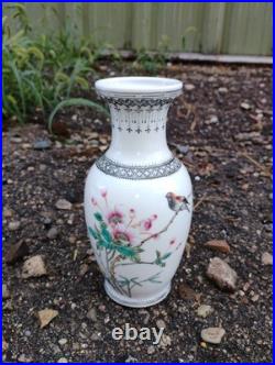 Vintage Chinese Republic Porcelain Vase Famille Rose Birds
