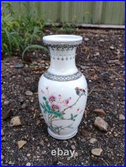 Vintage Chinese Republic Porcelain Vase Famille Rose Birds