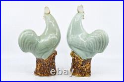 Vintage Chinese export porcelain, pair roosters, 9.5 inches tall
