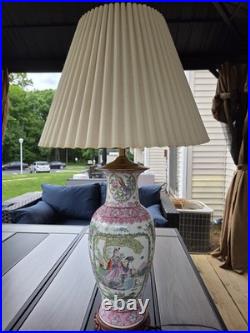 Vintage Chinoiserie Porcelain Table Lamp Hand Painted Hong Kong Floral Bird 32
