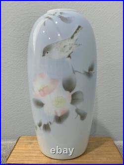 Vintage Japanese Fukugawa Signed Porcelain Vase with Birds & Flowers Decoration