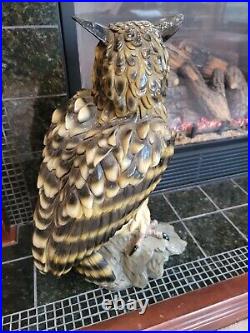Vintage LARGE CHALKWARE 25 Statue Sitting Great Horned Owl Marwal RARE