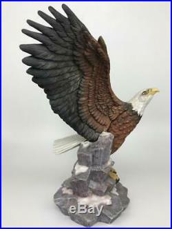 Vintage LENOX American Eagle of Majesty Smithsonian Porcelain Bird Figure Statue